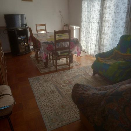Spacieux Appartement 4 Pieces Beauvais Ngoại thất bức ảnh