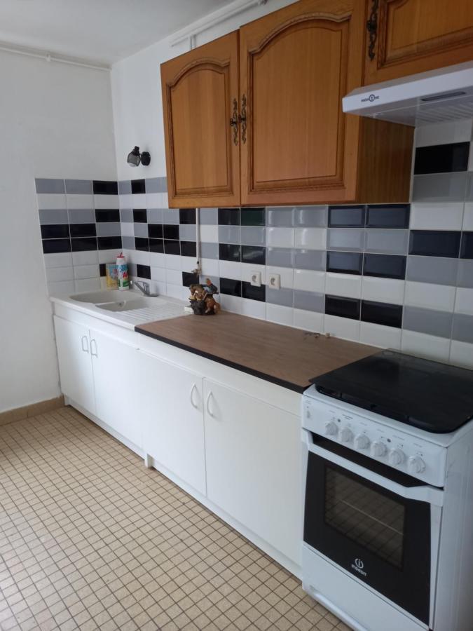 Spacieux Appartement 4 Pieces Beauvais Ngoại thất bức ảnh