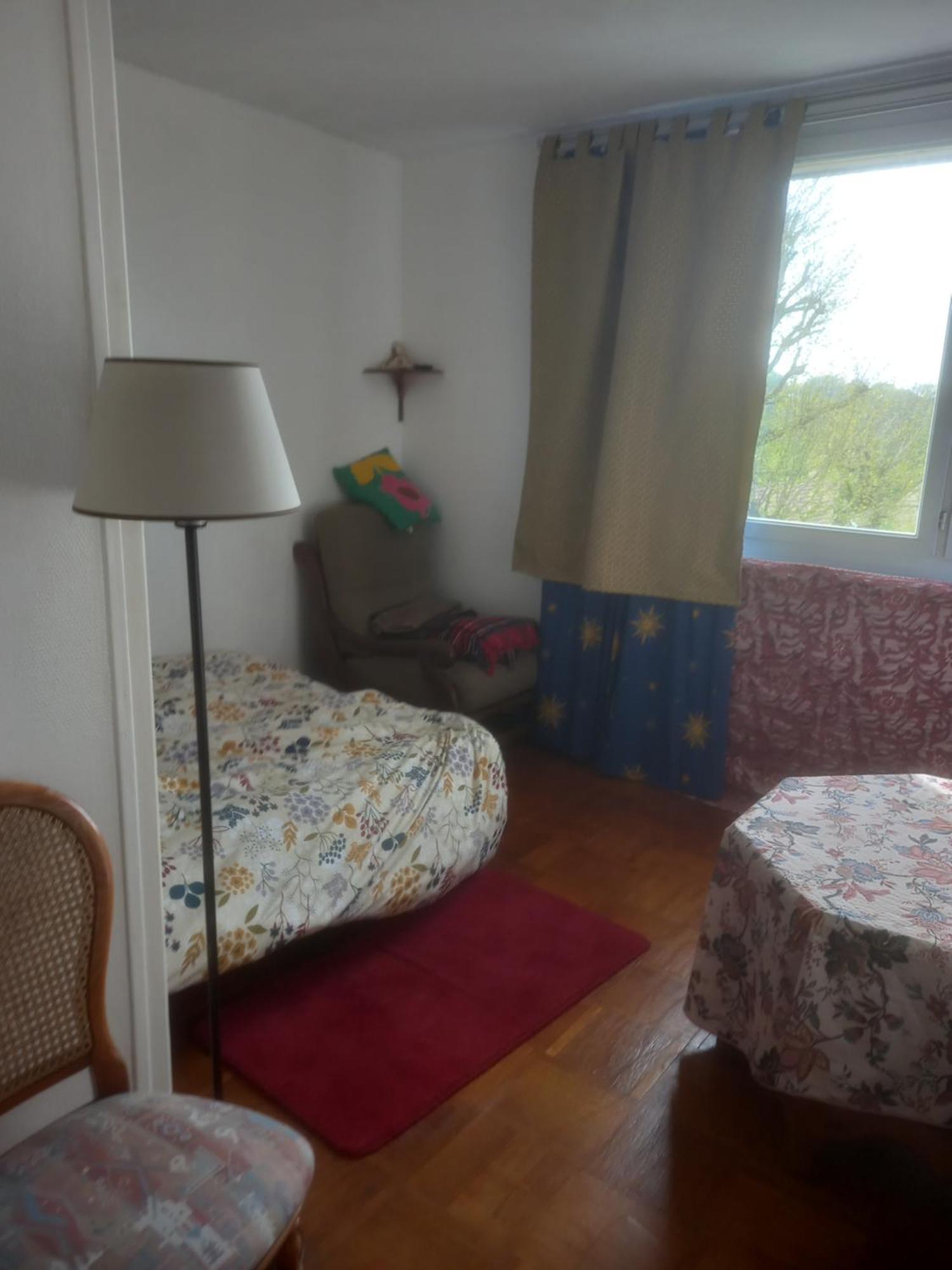 Spacieux Appartement 4 Pieces Beauvais Ngoại thất bức ảnh